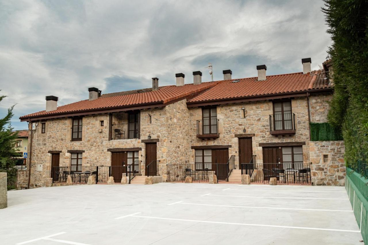 Posada Y Apartamentos Trebuesto De Guriezo Esterno foto